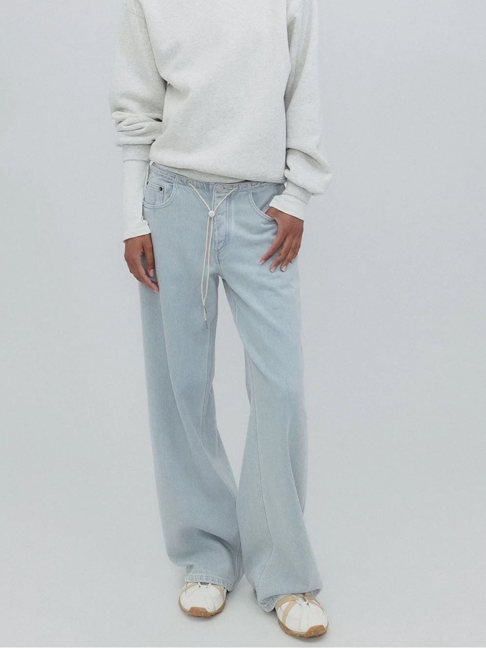 Still here cool jeans- vintage blue